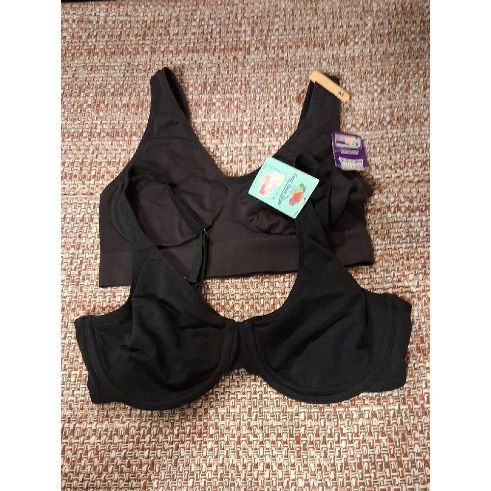 Two Size Medium Black Bras New With Tags